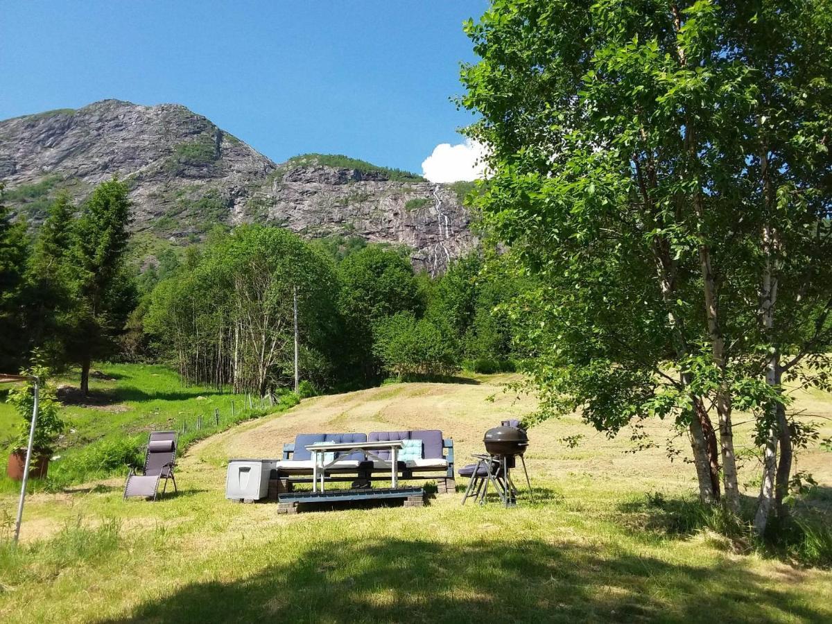 Lake View Holiday Stay in Jølster Årdal Eksteriør bilde